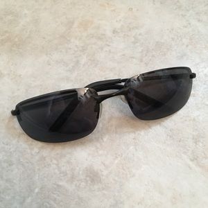 Black sunglasses